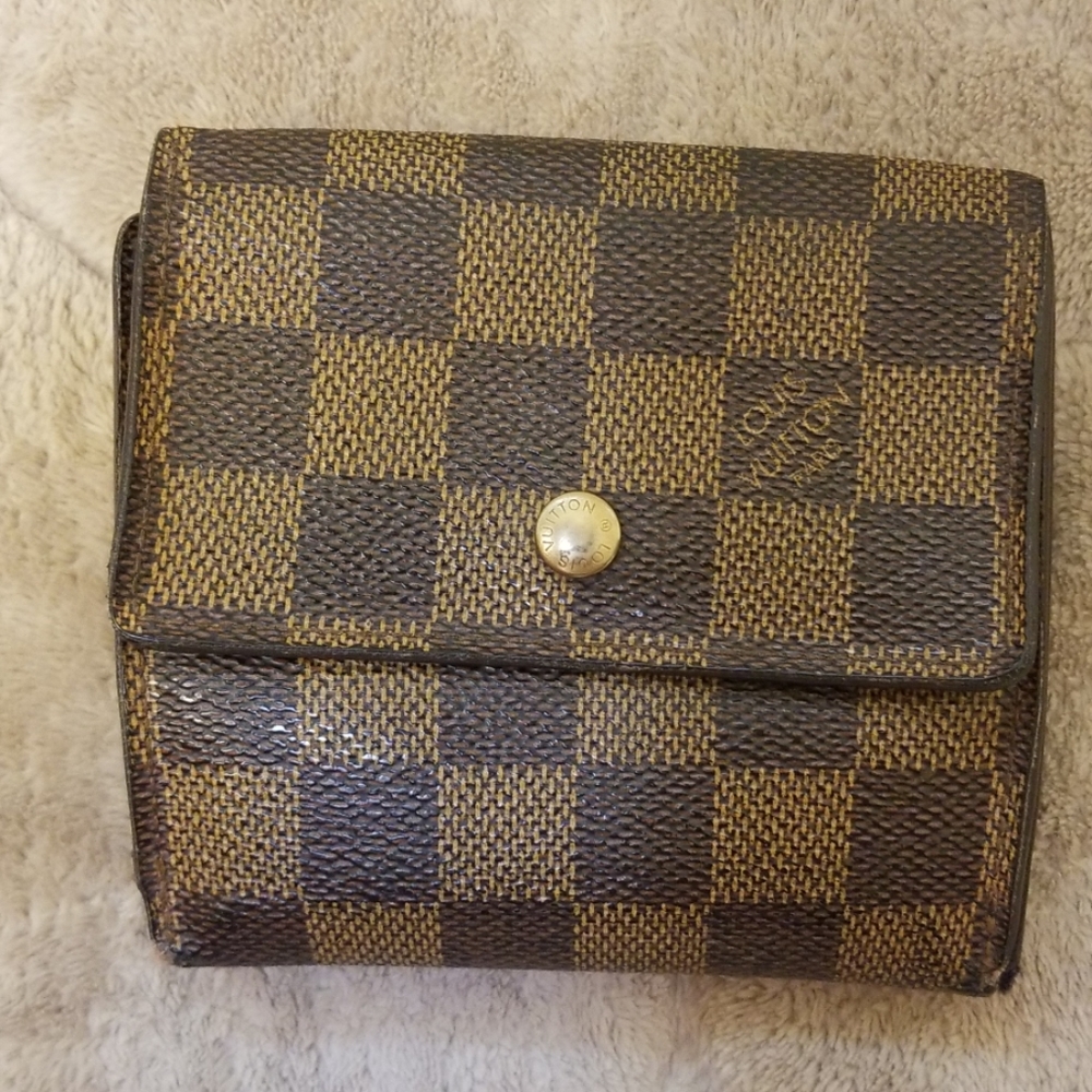 Louis Vuitton Damier ebene Elise Bi Fold Wallet
